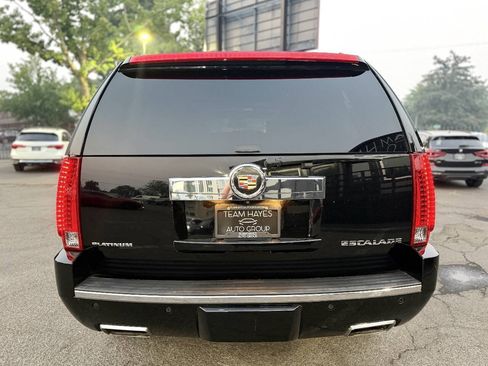 Used 2014 Cadillac Escalade Platinum AWD/4WD image 6