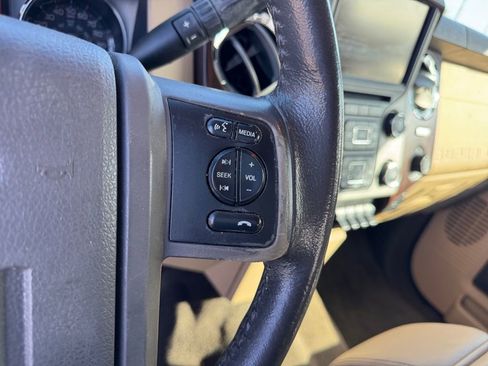 Used 2016 Ford F250 Lariat w/ Lariat Ultimate Package image 21