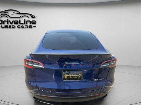 Used 2023 Tesla Model Y Performance image 5