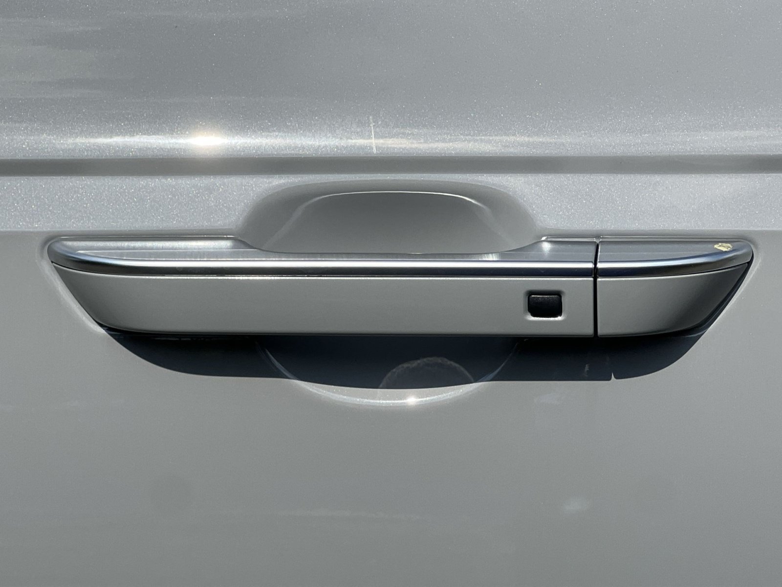 New 2027 Kia Carnival FWD image 16