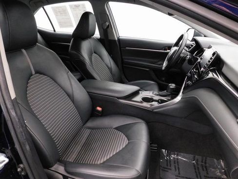 Used 2022 Toyota Camry SE image 34