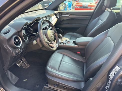 Used 2022 Alfa Romeo Stelvio Ti w/ Active Assist Plus Package image 22