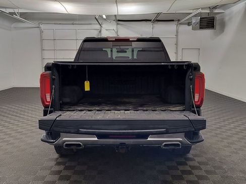 Used 2022 GMC Sierra 1500 SLT w/ SLT Premium Package image 19