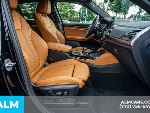 Used 2025 BMW X4 xDrive30i AWD/4WD image 23