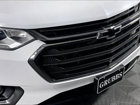 Used 2020 Chevrolet Traverse RS FWD image 36
