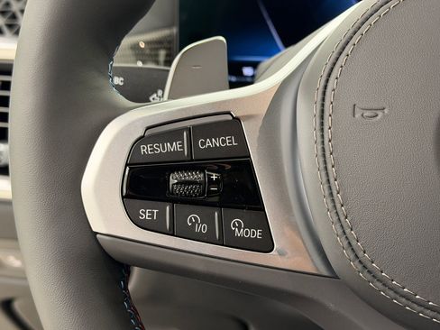 New 2026 BMW X5 M60i AWD/4WD image 19