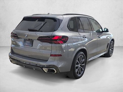 Used 2026 BMW X5 xDrive40i AWD/4WD image 5