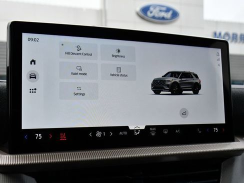 Used 2026 Ford Explorer Active w/ Active Comfort Package AWD/4WD image 29