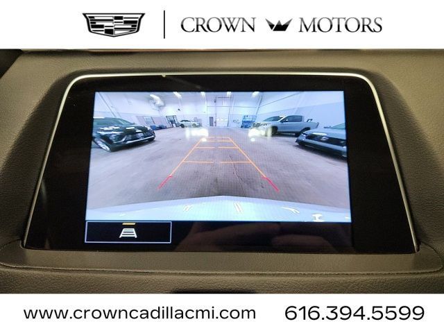Certified 2023 Cadillac XT4 Luxury w/ Driver Awareness Package FWD image 15