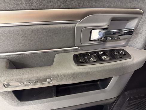 Used 2015 RAM 1500 Lone Star RWD image 14