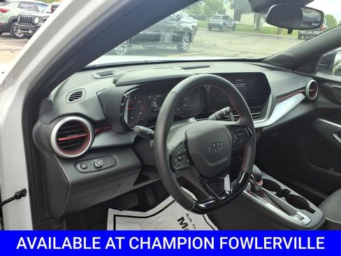 Used 2024 Chevrolet Trax RS w/ Driver Confidence Package FWD image 14