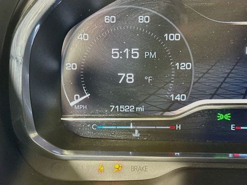 Used 2024 GMC Yukon XL SLT RWD image 19