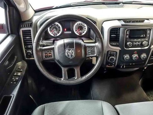 Used 2016 RAM 1500 Express AWD/4WD image 16