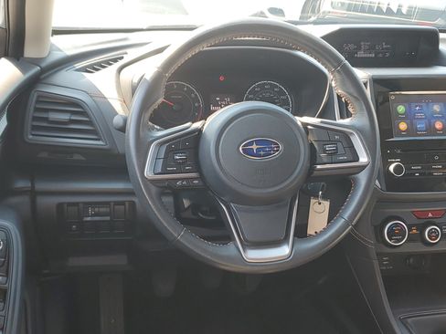 Used 2022 Subaru Crosstrek 2.0i Premium AWD/4WD image 12