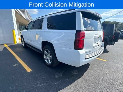 Used 2020 Chevrolet Suburban LT w/ Max Trailering Package RWD image 4