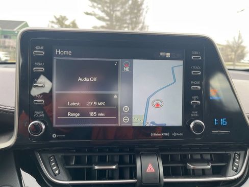 Used 2019 Toyota C-HR Limited image 17