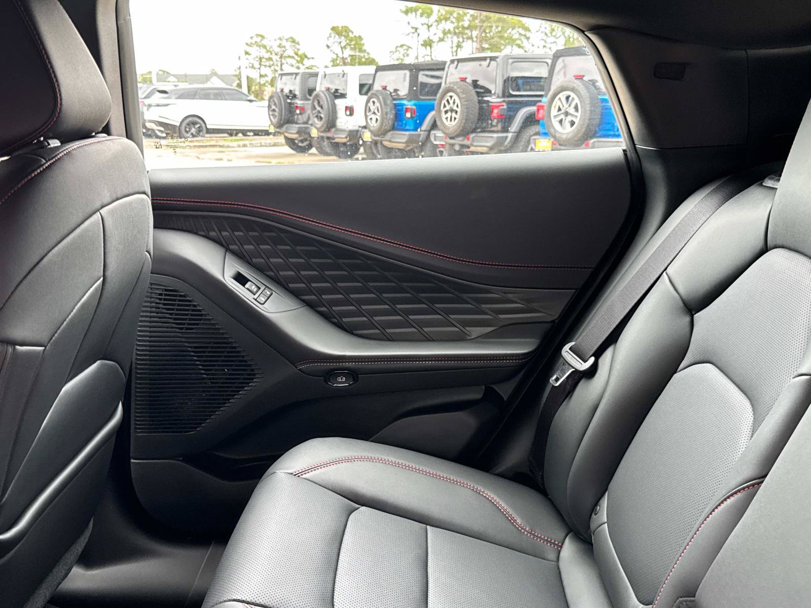 New 2026 Dodge Charger R/T AWD/4WD image 14