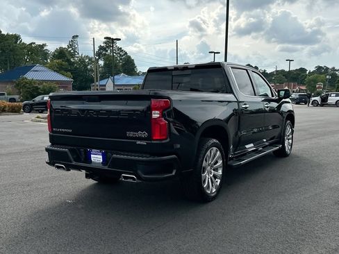 Used 2021 Chevrolet Silverado 1500 High Country w/ Technology Package AWD/4WD image 7