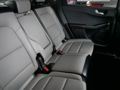 Certified 2023 Ford Escape Platinum AWD/4WD image 13