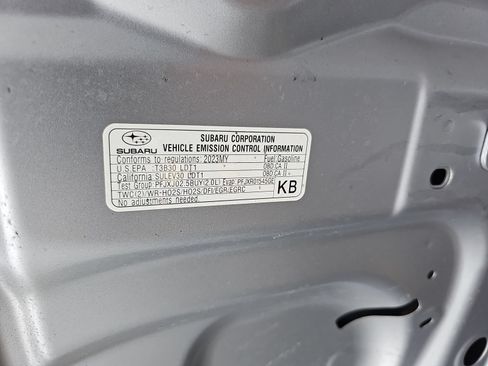 Used 2023 Subaru Crosstrek 2.0i AWD/4WD image 15
