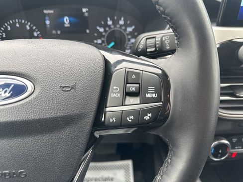 Used 2022 Ford Escape SEL AWD/4WD image 16