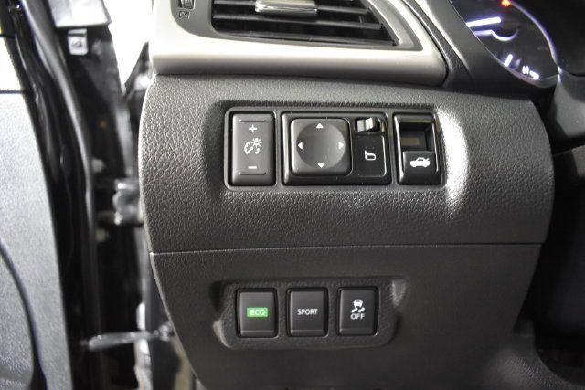 Used 2018 Nissan Sentra SV FWD image 13