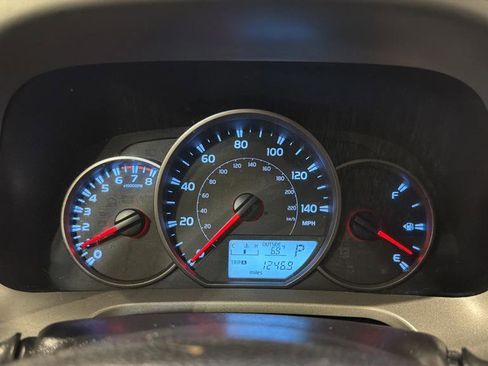 Used 2016 Toyota RAV4 LE image 28