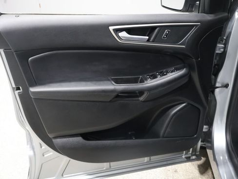 Used 2023 Ford Edge SEL w/ Convenience Package image 13