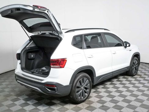 Certified 2023 Volkswagen Taos S FWD image 27