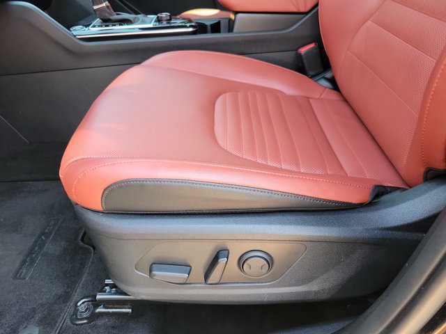 Used 2024 Kia Sportage SX FWD image 12