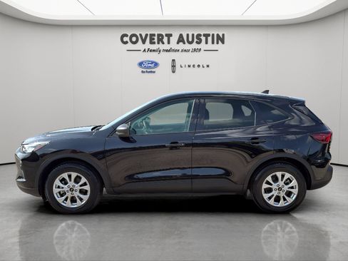 Used 2025 Ford Escape Active FWD image 2