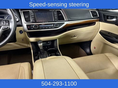 Used 2019 Toyota Highlander Limited image 25