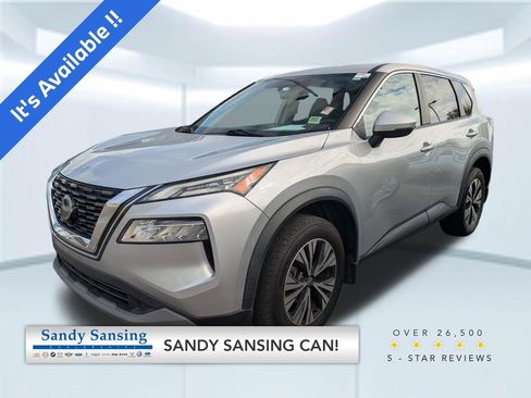 Used 2022 Nissan Rogue SV image 1