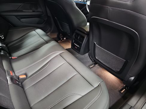 Used 2024 BMW i4 eDrive35 w/ Premium Package RWD image 11