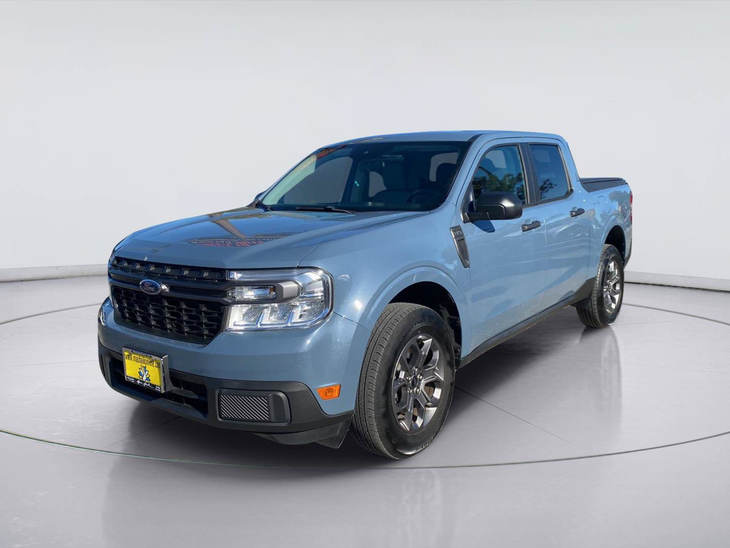 Used 2024 Ford Maverick XLT FWD image 2