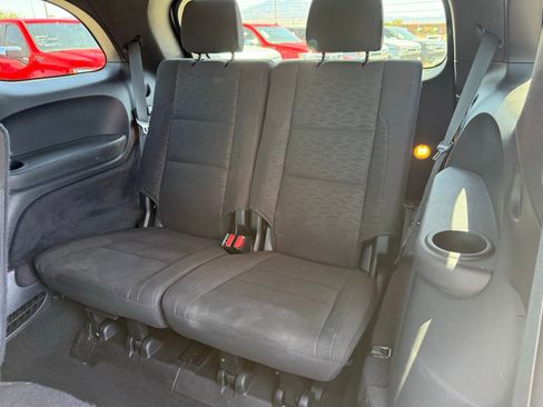 Used 2025 Dodge Durango GT RWD image 38