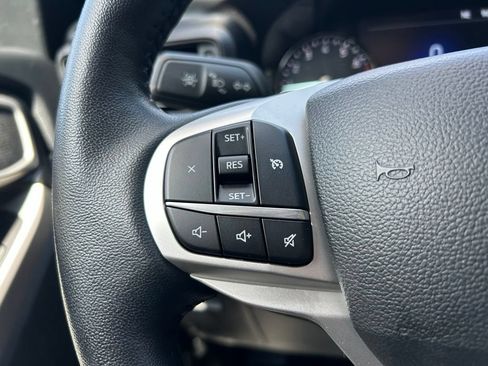 Used 2023 Ford Explorer XLT RWD image 20