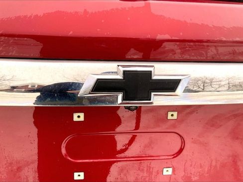 Used 2018 Chevrolet Traverse LT w/ LPO, Cargo Package image 30