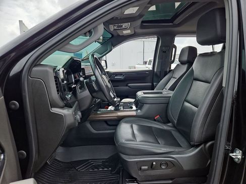 Used 2022 Chevrolet Silverado 1500 RST AWD/4WD image 20