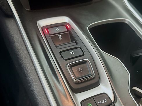 Used 2018 Honda Accord EX image 24