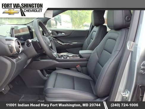 New 2026 Chevrolet Equinox LT w/ Convenience Package II FWD image 8