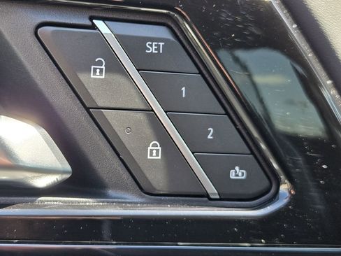 New 2026 GMC Yukon XL AT4 Ultimate w/ LPO, Floor Liner Package AWD/4WD image 20