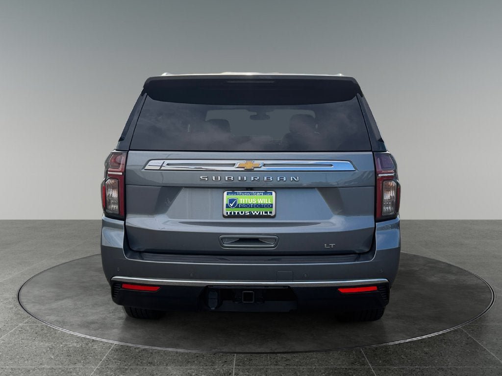 Used 2022 Chevrolet Suburban LT AWD/4WD image 8
