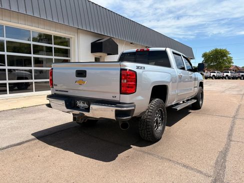 Used 2015 Chevrolet Silverado 2500 LT w/ LT Convenience Package AWD/4WD image 5