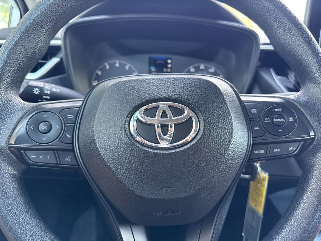 Used 2024 Toyota Corolla LE FWD image 22
