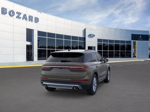 New 2026 Lincoln Corsair Premiere image 8