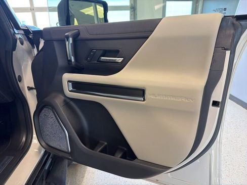 New 2026 GMC Hummer EV 4x4 Crew Cab image 45