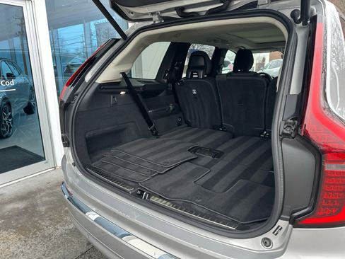 Certified 2025 Volvo XC90 B6 Plus image 12