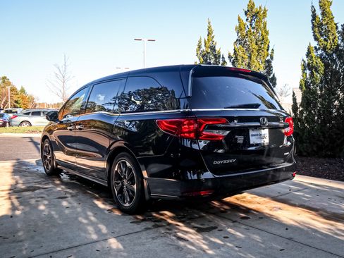 Used 2023 Honda Odyssey Elite image 10