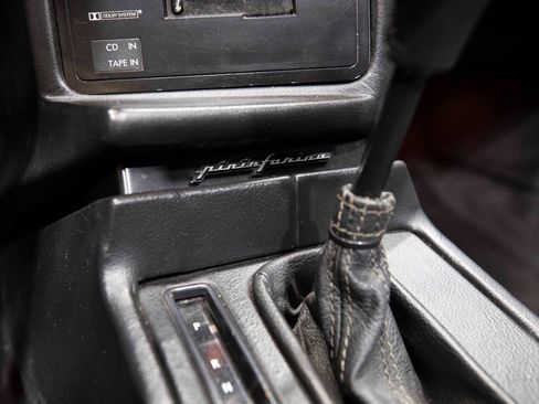 Used 1992 Cadillac Allante FWD image 39